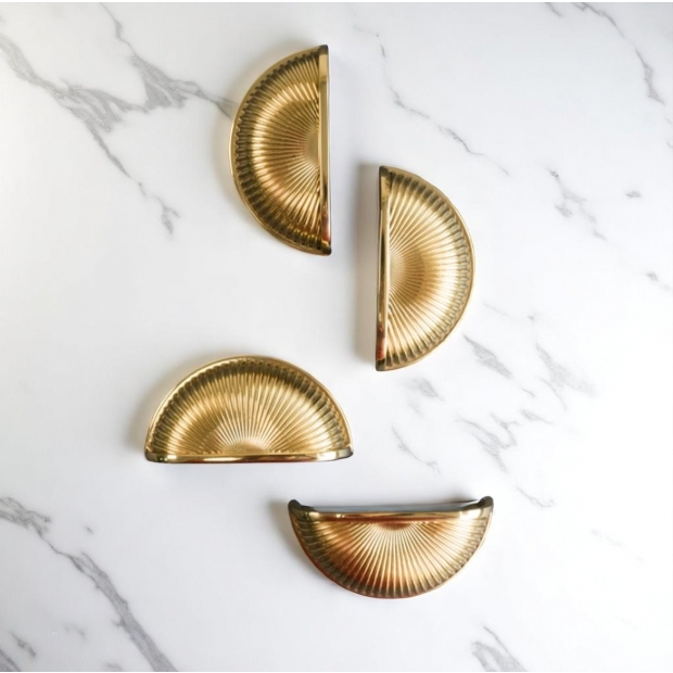 SH-C13-46GD LOGO 3.jpg