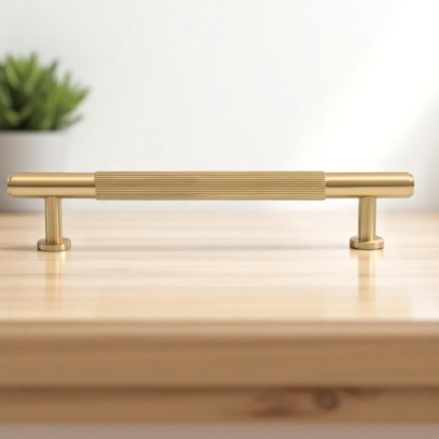 WH-C67-08GD  LOGO 4.jpg