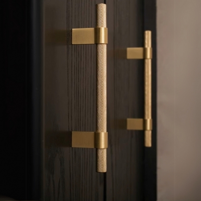 WH-C64-02GD LOGO.jpg