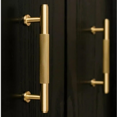 WH-C67-08GD  LOGO 3.jpg