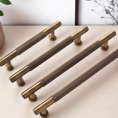 WH-C70-09CP LOGO1.jpg