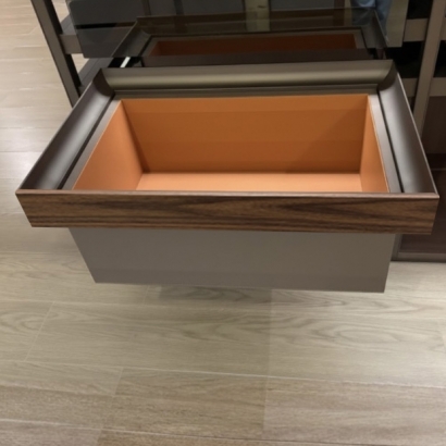 YP皮底衣物籃-實木抽面  中款.jpg